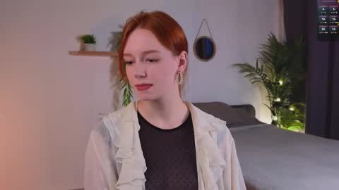 Caro online show from October 14, 2025, 2:40 pm