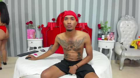 Snapshot of caroyandy chatting on April 23, 2026, 12:40 pm caroyandy online show from April 23, 2026, 12:40 pm