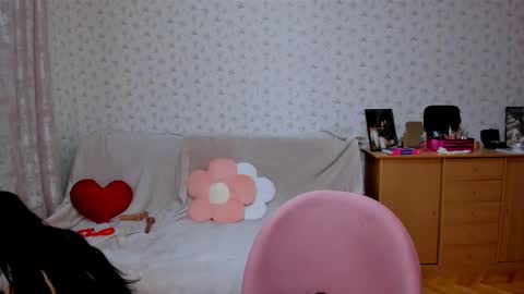 Your 3 online show from February 8, 2026, 5:05 pm