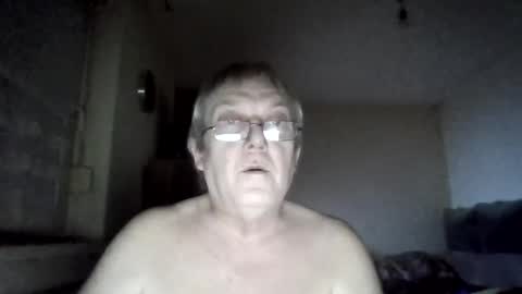 Snapshot of carsten21101 chatting on February 16, 2025, 4:42 pm carsten21101 online show from February 16, 2025, 4:42 pm
