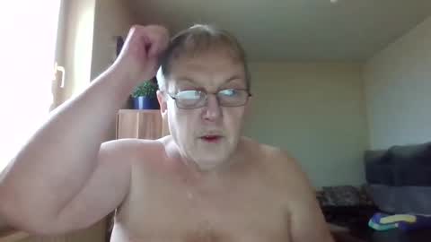 Snapshot of carsten21101 chatting on March 1, 2025, 7:08 am carsten21101 online show from March 1, 2025, 7:08 am