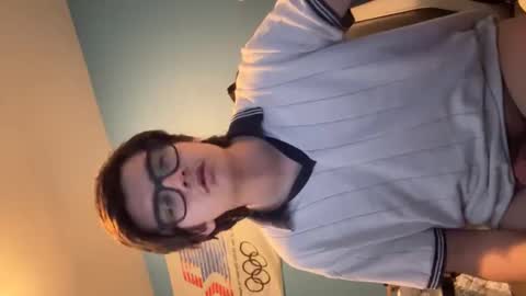 carter10101000 online show from October 3, 2025, 2:52 am