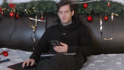 Carter online show from December 27, 2024, 8:02 am