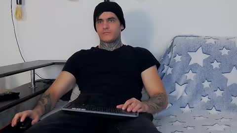 Carter online show from December 15, 2025, 9:24 am