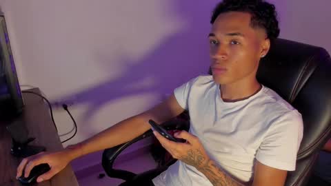 Carter online show from October 3, 2025, 8:55 am