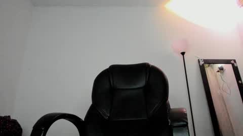 Carter online show from October 10, 2025, 3:22 pm