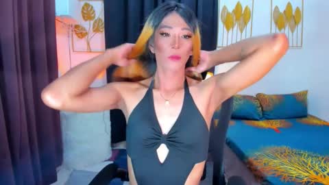 casandrawilson online show from October 4, 2025, 2:31 am