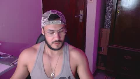 Snapshot of casas_oom chatting on March 7, 2026, 5:15 am online show from March 7, 2026, 5:15 am