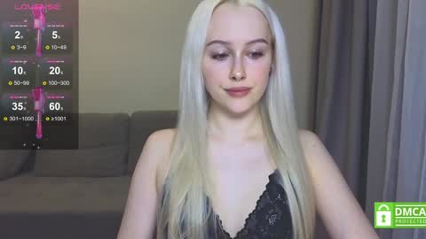 Snapshot of caseylabow chatting on January 12, 2025, 2:41 pm My name is Casey... Nice to meet you I will be happy to have funthumbs up please its important online show from January 12, 2025, 2:41 pm