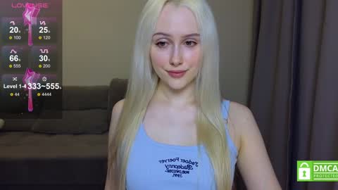 Snapshot of caseylabow chatting on February 5, 2025, 11:44 am My name is Casey... Nice to meet you I will be happy to have funthumbs up please its important online show from February 5, 2025, 11:44 am