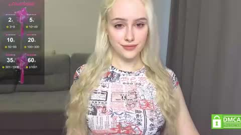 Snapshot of caseylabow chatting on February 22, 2025, 3:23 am My name is Casey... Nice to meet you I will be happy to have funthumbs up please its important online show from February 22, 2025, 3:23 am