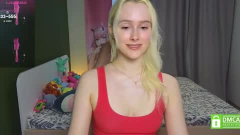 Snapshot of caseylabow chatting on May 3, 2026, 5:35 am My name is Casey... Nice to meet you I will be happy to have funthumbs up please its important online show from May 3, 2026, 5:35 am
