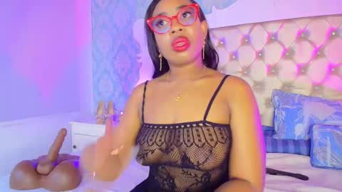 Snapshot of caseymoon chatting on April 23, 2026, 12:40 pm Casey online show from April 23, 2026, 12:40 pm