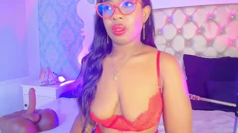 Snapshot of caseymoon chatting on May 13, 2026, 12:35 pm Casey online show from May 13, 2026, 12:35 pm