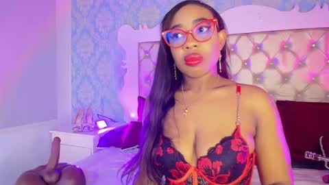 Snapshot of caseymoon chatting on May 17, 2026, 12:23 pm Casey online show from May 17, 2026, 12:23 pm