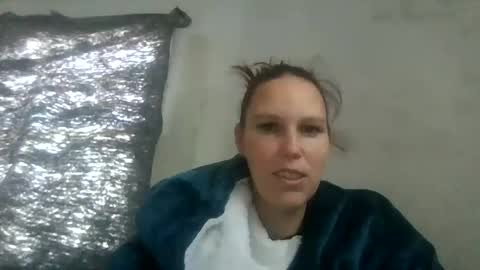 Cash Couple online show from December 8, 2024, 6:17 pm