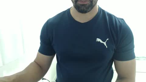 cashmastermuscle77 online show from November 25, 2025, 7:03 pm