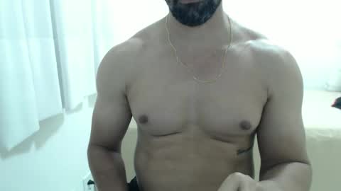 cashmastermuscle77 online show from December 1, 2025, 10:26 pm