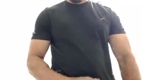 Snapshot of cashmastermuscle77 chatting on July 14, 2026, 10:32 am cashmastermuscle77 online show from July 14, 2026, 10:32 am