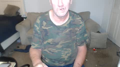 Snapshot of casinocam chatting on January 4, 2025, 10:45 pm CasinoCam online show from January 4, 2025, 10:45 pm