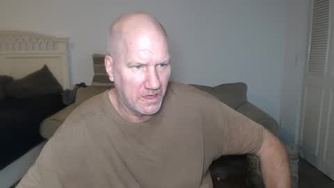 Snapshot of casinocam chatting on January 24, 2025, 3:11 am CasinoCam online show from January 24, 2025, 3:11 am