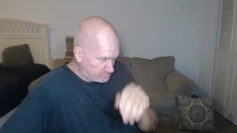 Snapshot of casinocam chatting on January 28, 2025, 5:32 am CasinoCam online show from January 28, 2025, 5:32 am