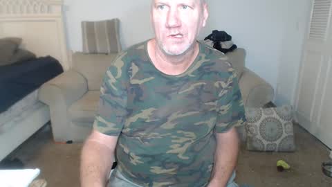 Snapshot of casinocam chatting on February 2, 2025, 3:39 pm CasinoCam online show from February 2, 2025, 3:39 pm