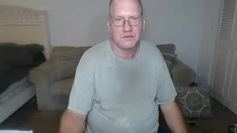 Snapshot of casinocam chatting on February 4, 2025, 12:33 pm CasinoCam online show from February 4, 2025, 12:33 pm