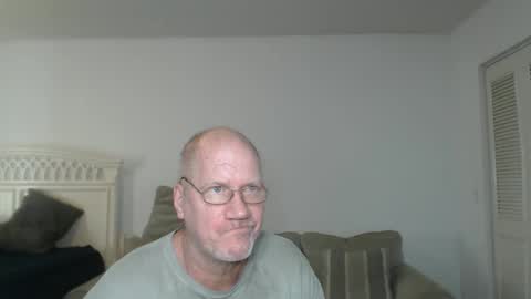 Snapshot of casinocam chatting on February 8, 2025, 2:49 pm CasinoCam online show from February 8, 2025, 2:49 pm