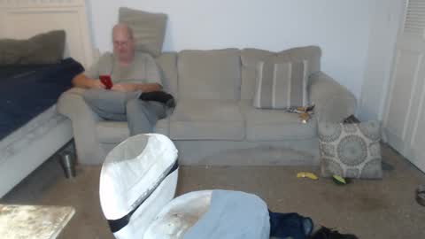 Snapshot of casinocam chatting on February 9, 2025, 1:55 am CasinoCam online show from February 9, 2025, 1:55 am