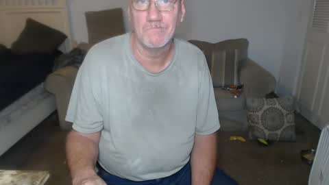 Snapshot of casinocam chatting on February 9, 2025, 11:47 am CasinoCam online show from February 9, 2025, 11:47 am