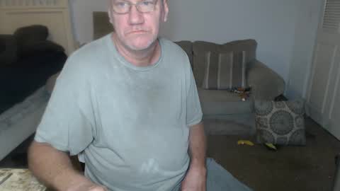 Snapshot of casinocam chatting on February 11, 2025, 12:59 am CasinoCam online show from February 11, 2025, 12:59 am