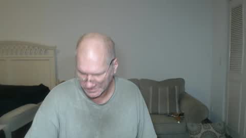 Snapshot of casinocam chatting on February 12, 2025, 4:33 am CasinoCam online show from February 12, 2025, 4:33 am