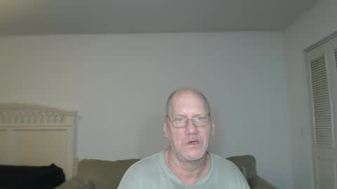 Snapshot of casinocam chatting on February 12, 2025, 7:34 am CasinoCam online show from February 12, 2025, 7:34 am