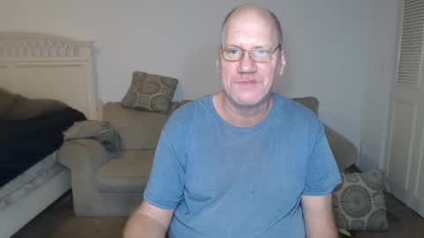 Snapshot of casinocam chatting on February 12, 2025, 12:12 pm CasinoCam online show from February 12, 2025, 12:12 pm