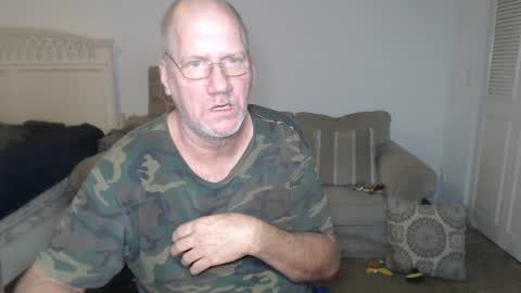 Snapshot of casinocam chatting on February 15, 2025, 10:42 pm CasinoCam online show from February 15, 2025, 10:42 pm