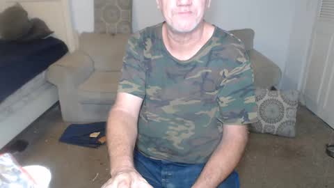 Snapshot of casinocam chatting on February 18, 2025, 12:06 pm CasinoCam online show from February 18, 2025, 12:06 pm