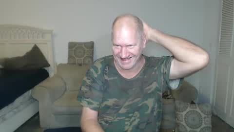 Snapshot of casinocam chatting on February 19, 2025, 7:06 am CasinoCam online show from February 19, 2025, 7:06 am