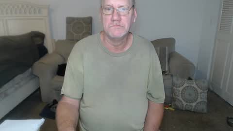 Snapshot of casinocam chatting on February 20, 2025, 1:51 pm CasinoCam online show from February 20, 2025, 1:51 pm