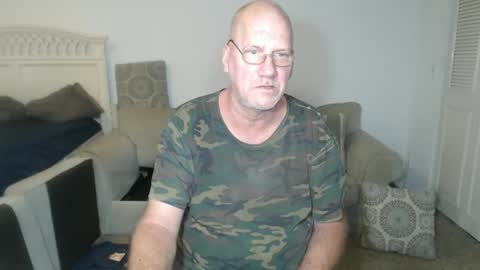 Snapshot of casinocam chatting on March 3, 2025, 6:44 pm CasinoCam online show from March 3, 2025, 6:44 pm