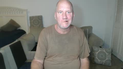 Snapshot of casinocam chatting on March 5, 2025, 12:27 am CasinoCam online show from March 5, 2025, 12:27 am