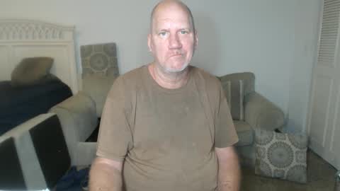 Snapshot of casinocam chatting on March 5, 2025, 6:01 pm CasinoCam online show from March 5, 2025, 6:01 pm