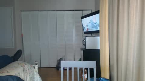 Snapshot of casinocam chatting on September 19, 2025, 4:40 pm CasinoCam online show from September 19, 2025, 4:40 pm