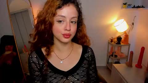 Cassie online show from September 14, 2025, 1:43 pm