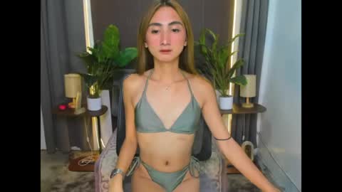 cassandrafoxxx online show from April 9, 2026, 7:52 pm