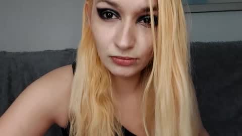 Snapshot of cassandratate chatting on January 27, 2025, 8:18 am Casey Chris online show from January 27, 2025, 8:18 am