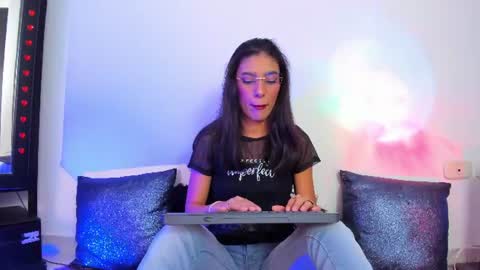 CASSEY online show from June 13, 2026, 4:32 am