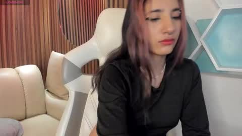 cassidy_evans online show from September 18, 2025, 11:45 am