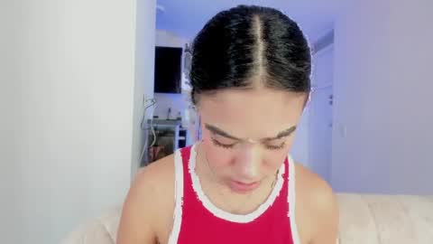 Snapshot of cassie_jones1 chatting on April 6, 2026, 9:27 pm Cassie Jones online show from April 6, 2026, 9:27 pm