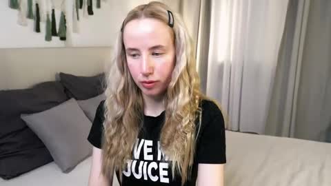 Cassie online show from April 14, 2026, 8:48 pm